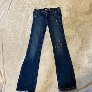 Bullhead bootcut distressed pants!